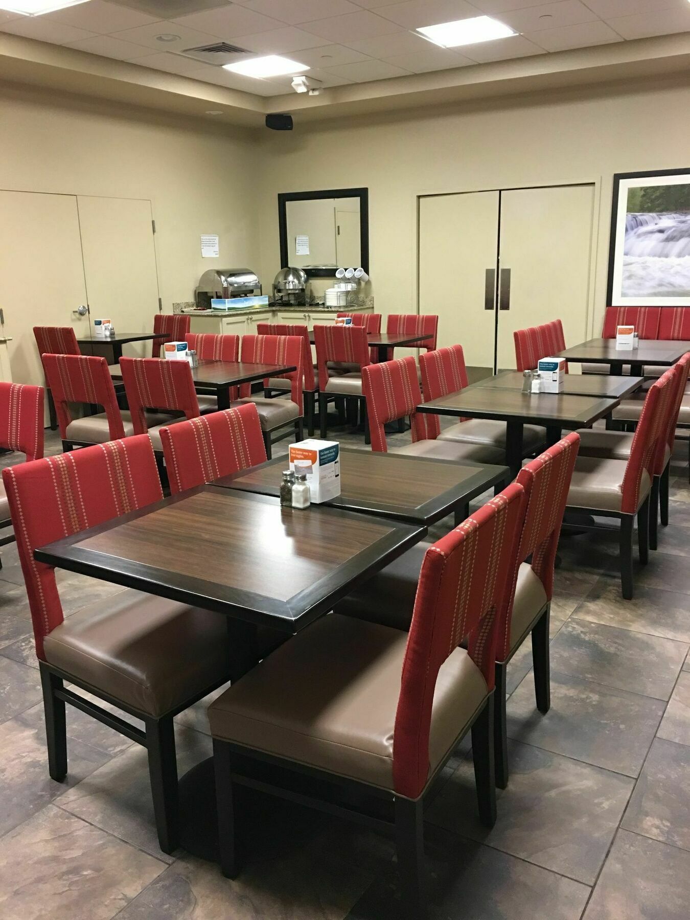 本顿维尔康福特茵酒店 外观 照片